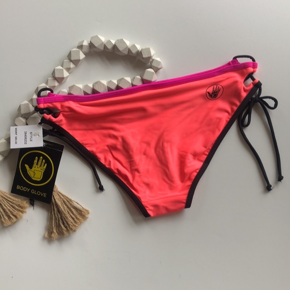 🟣 Body Glove | Tie Side Mia Bikini Bottom in Borderline - Picture 5 of 6